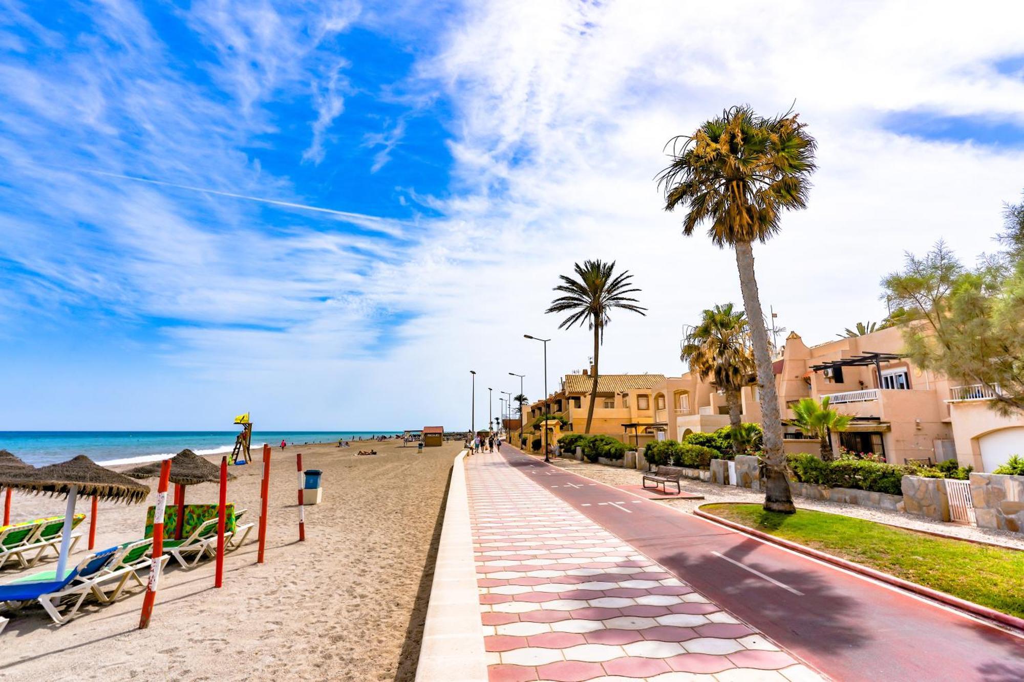 Beachhouse Playa R&R Roquetas de Mar Exteriör bild